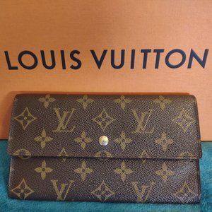 Louis Vuitton Porte Tresor International Wallet